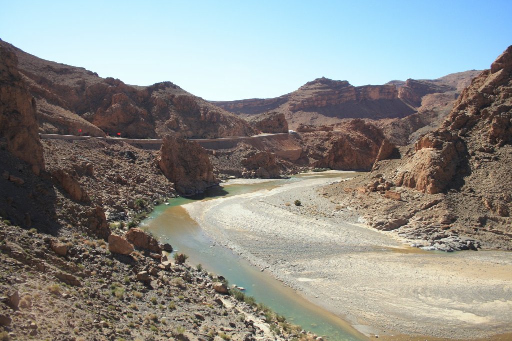 05-Valley of the Ziz.jpg - Valley of the Ziz